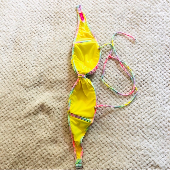 Victorias Secret size M Bikini top removable strap - Picture 3 of 7